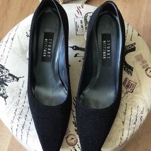Stuart Weizman pump.